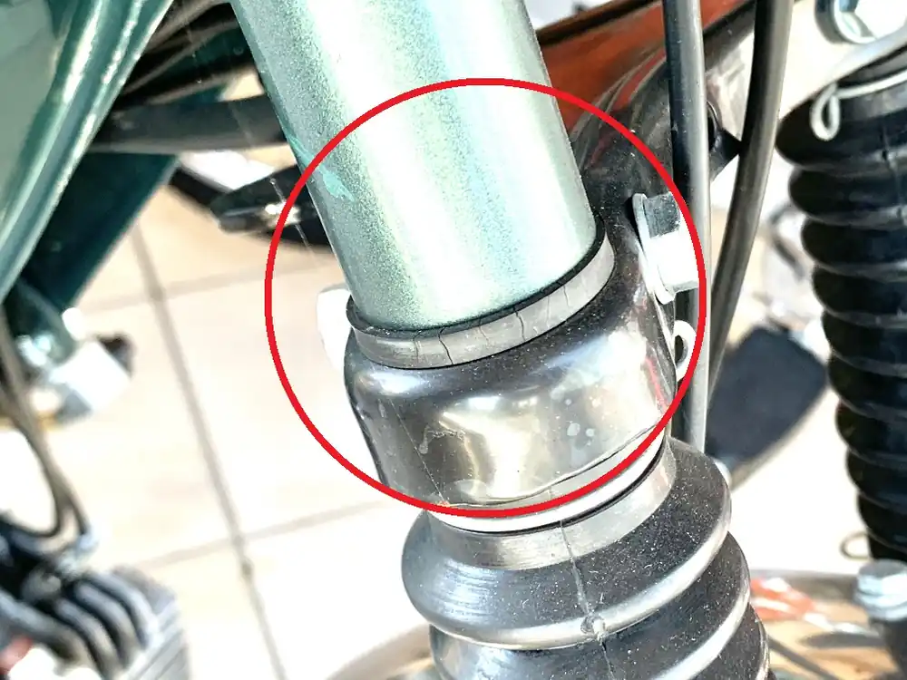 Expressversand 2x Gummi für Gabel Hercules Sachs Prima 4 und 5 Optima Lampenhalter