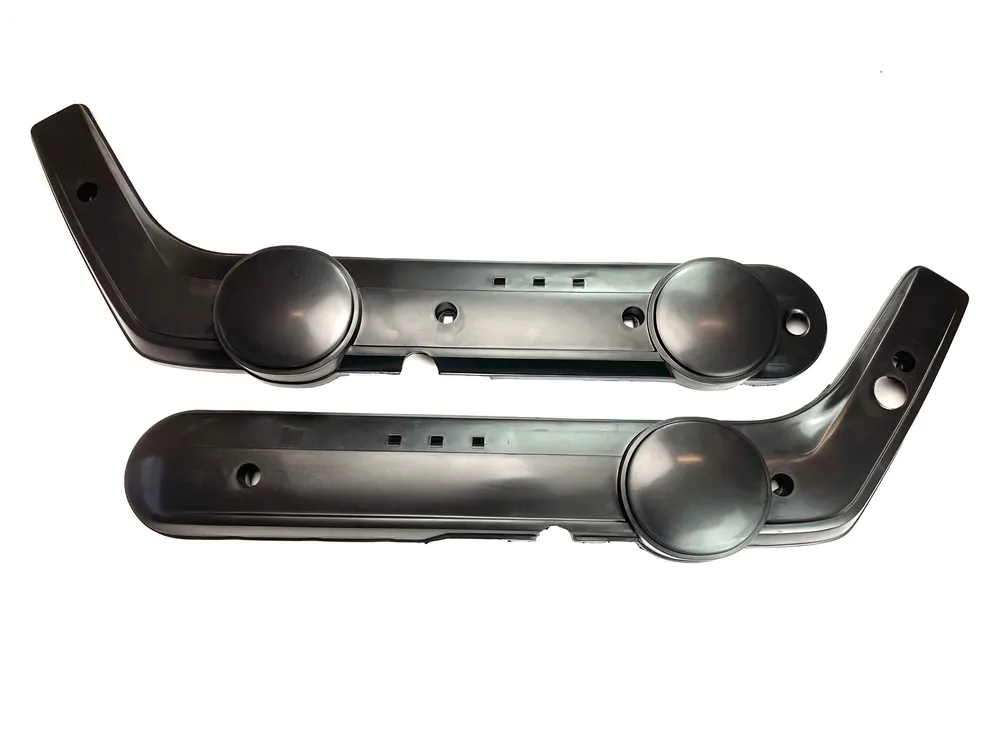 Abverkauf 2 x Seitenverkleidung schwarz Piaggio Ciao PX (alte Variante)